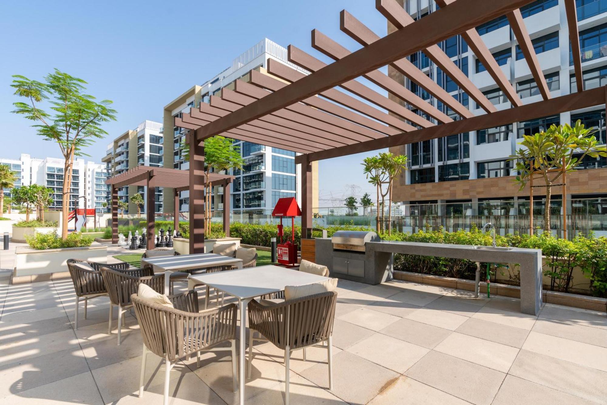 Apartment Globalstay Azizi Riviera 34 *