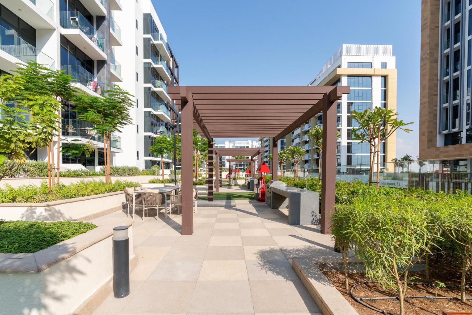 Globalstay Azizi Riviera 34 * Dubai