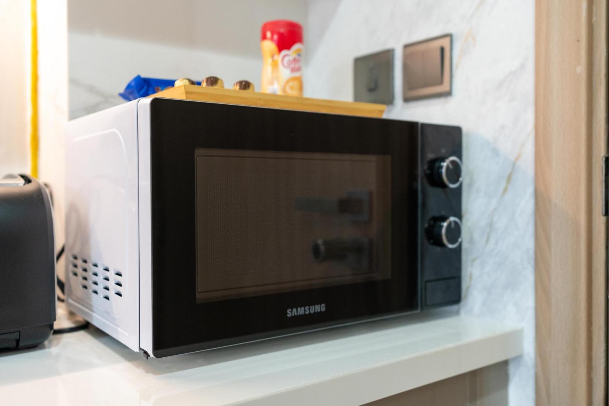 Apartment Globalstay Azizi Riviera 34 *