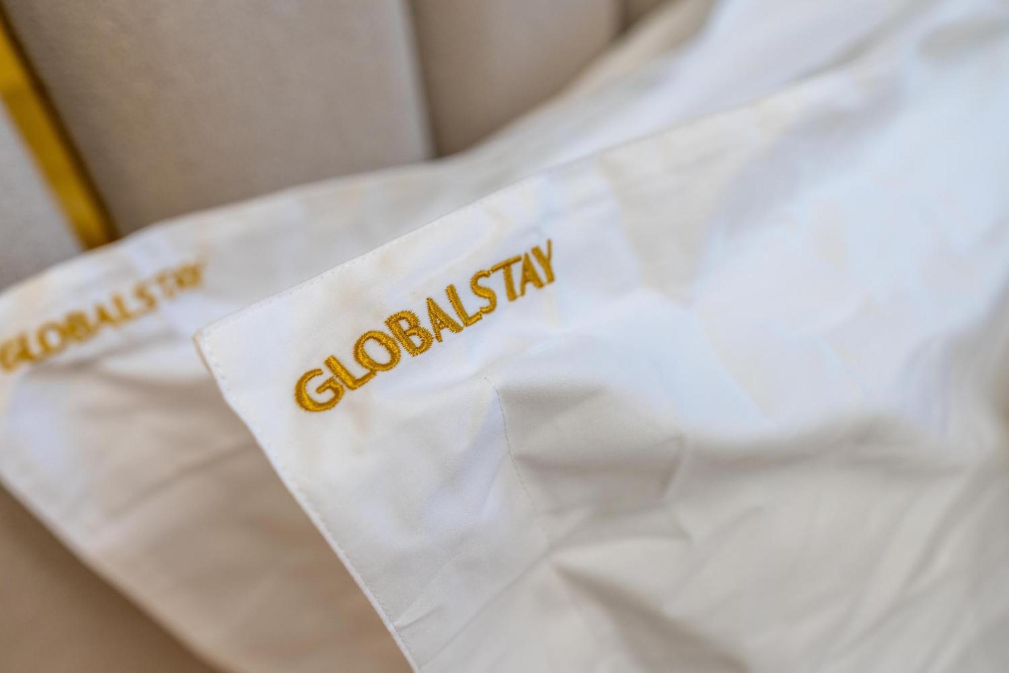 Globalstay Azizi Riviera 34 * Dubai